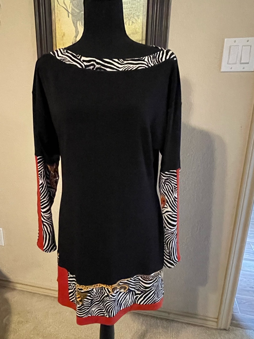 Black & Red Zebra-Trim Women’s Tunic Top